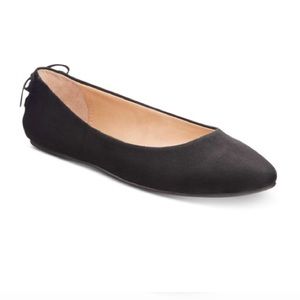 NWOT Material Girl black flats.